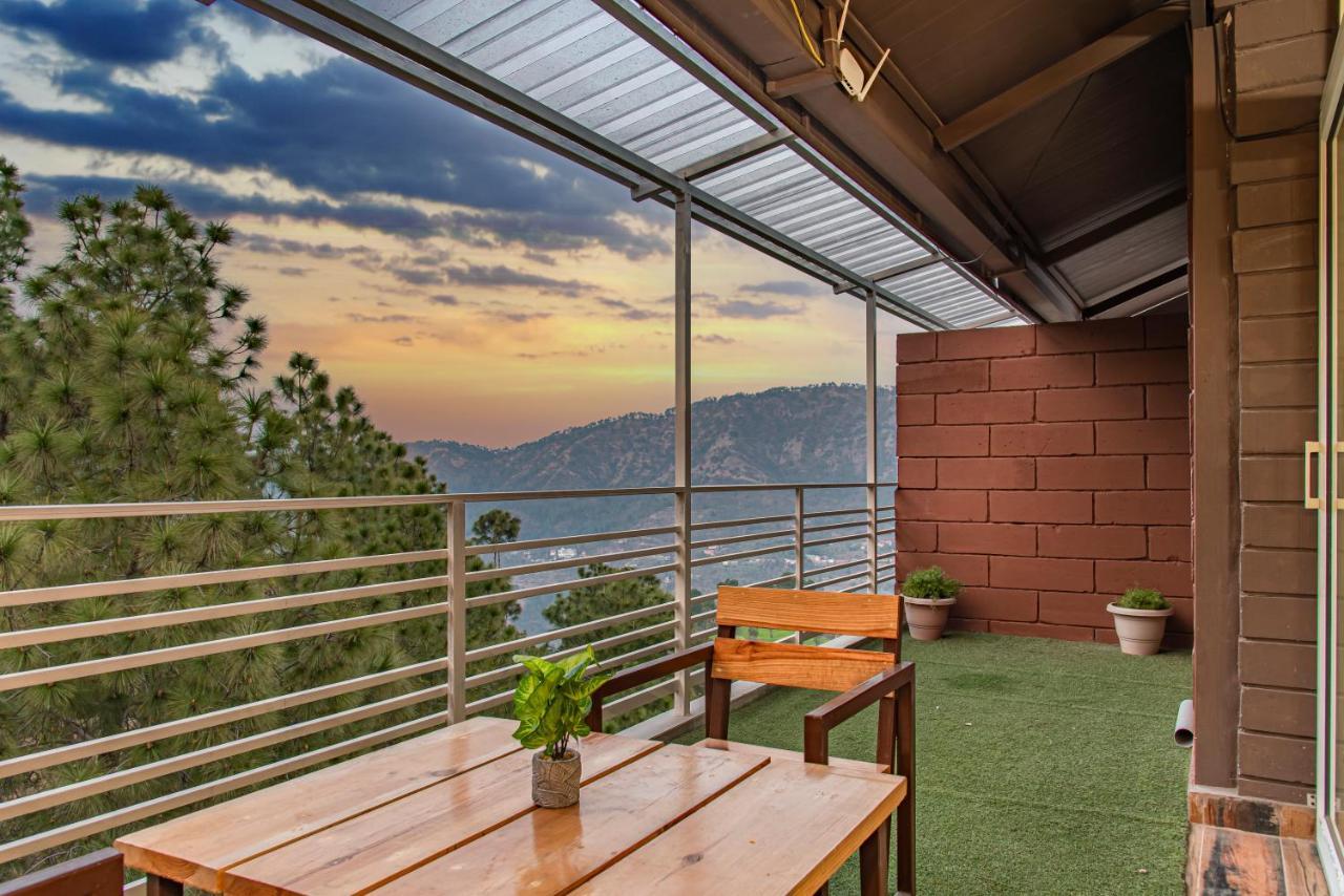 The Hillcrest Paradise Kasauli Exterior foto