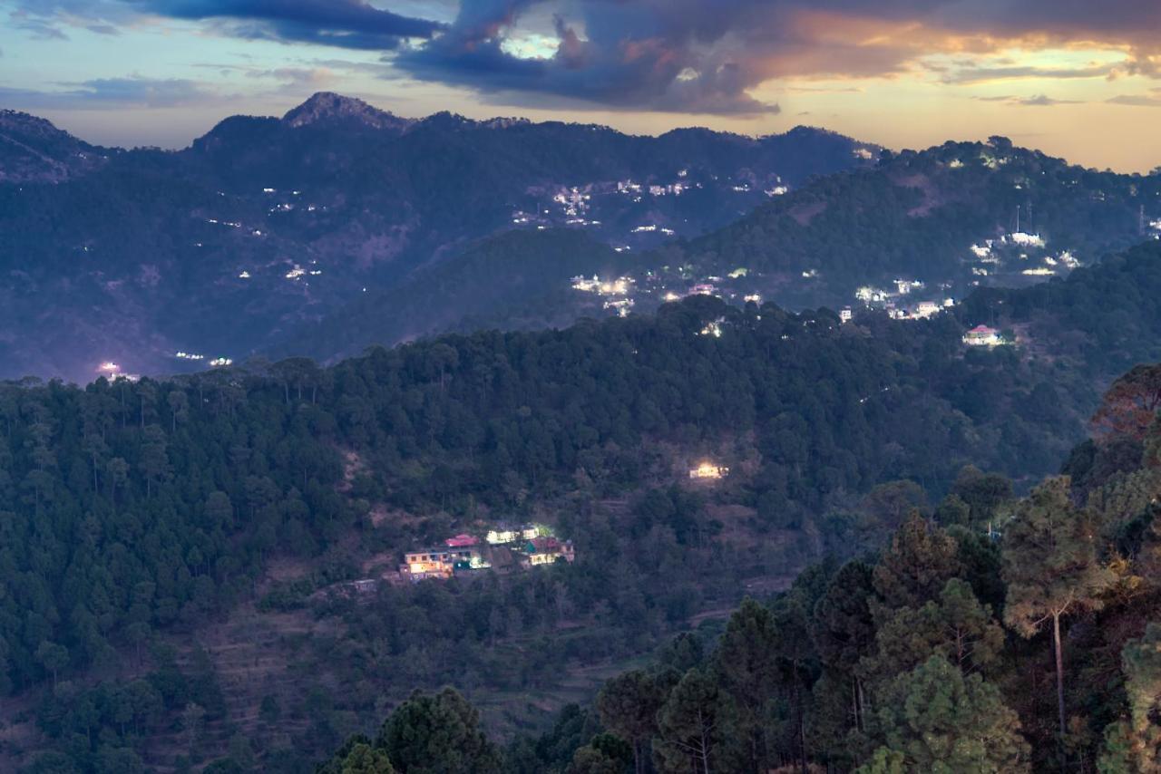 The Hillcrest Paradise Kasauli Exterior foto