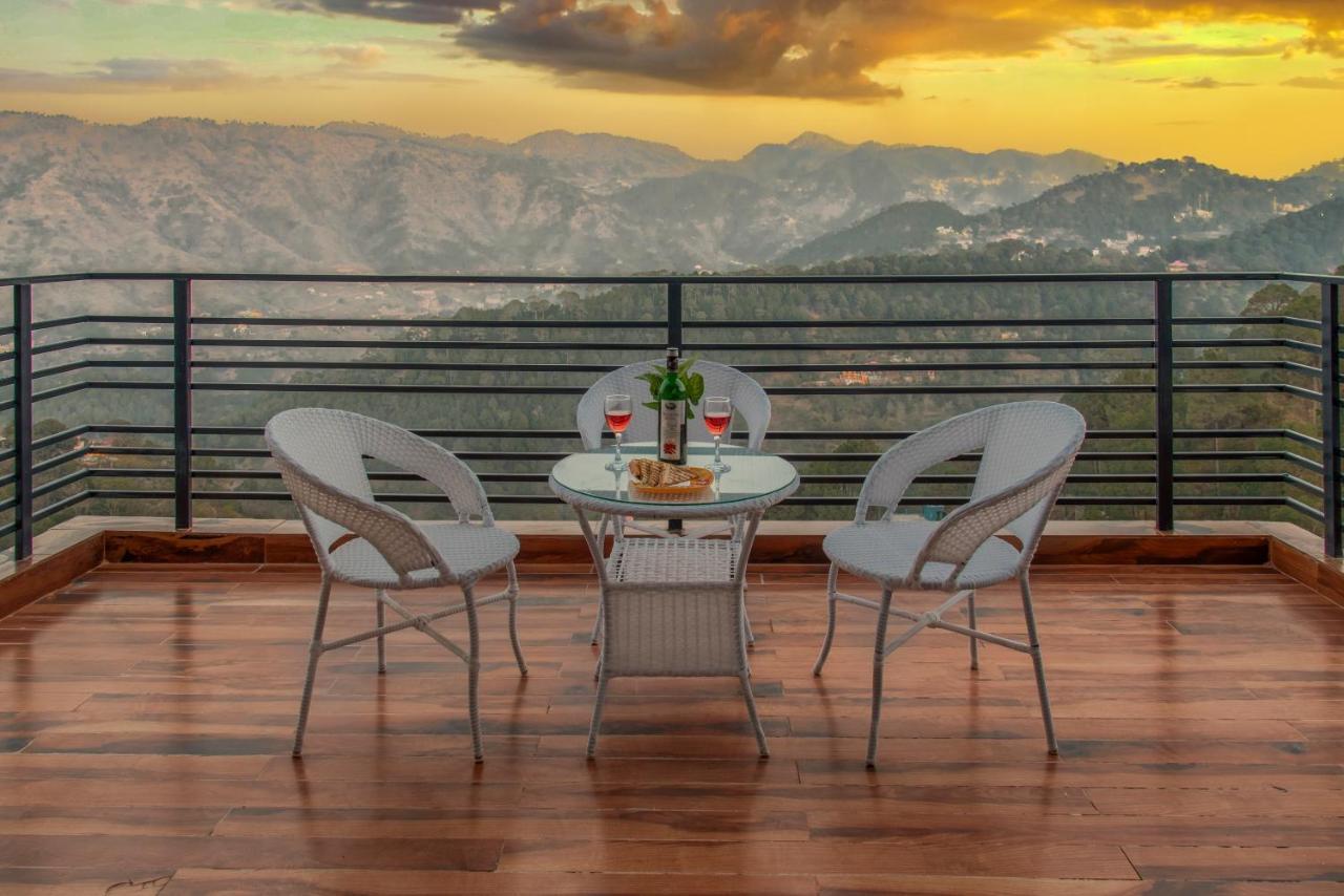 The Hillcrest Paradise Kasauli Exterior foto